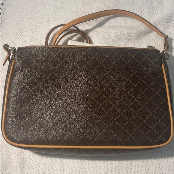 Eiffel leather Crossbody Bag - Picture 4 of 6